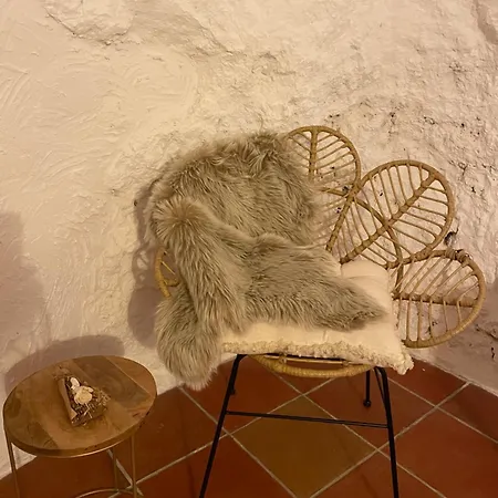 Cueva De La Abuela María *